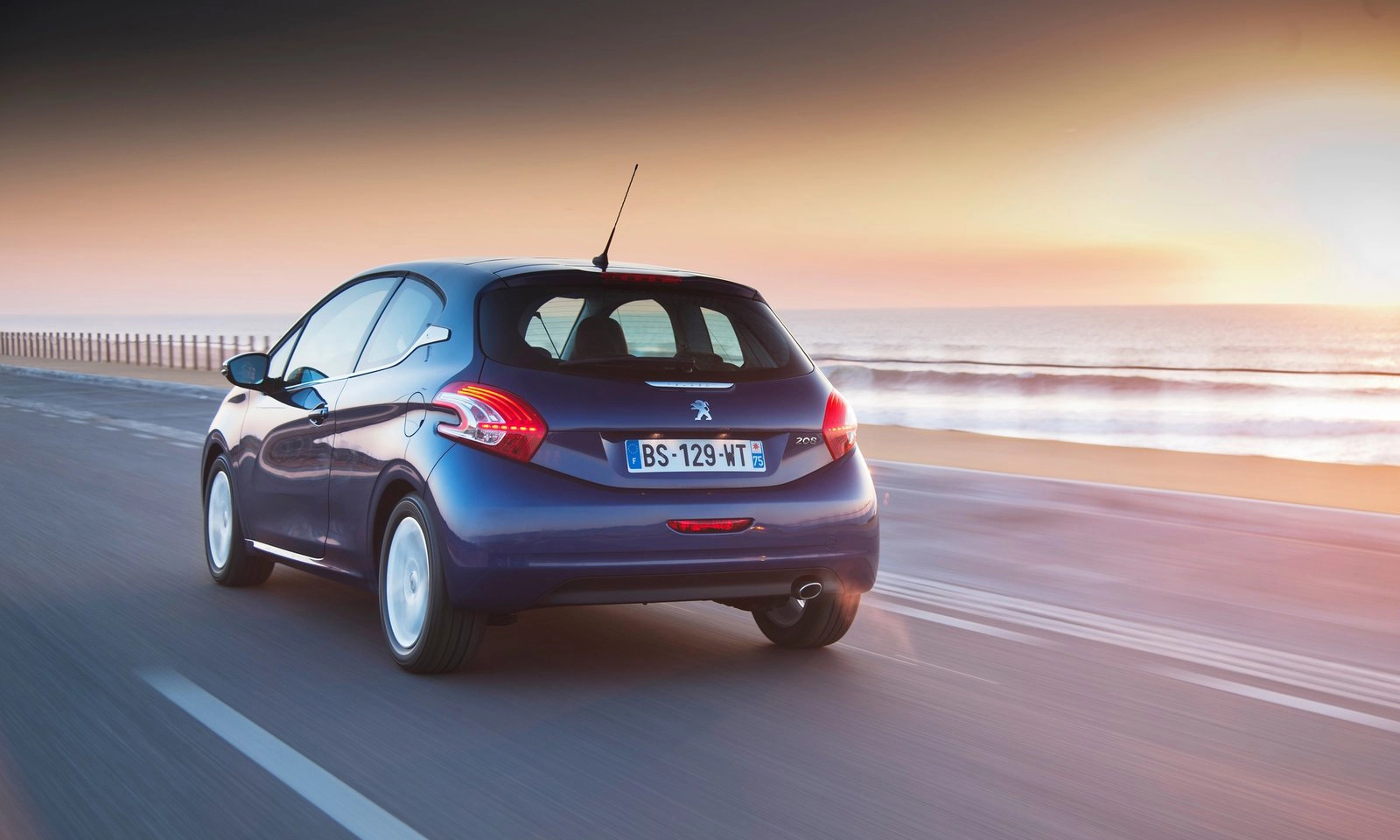 Peugeot 208 2013 1600 30 Copy
